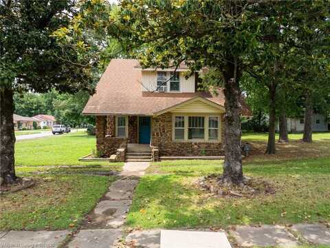 701 Witte ST, Poteau, OK 74953