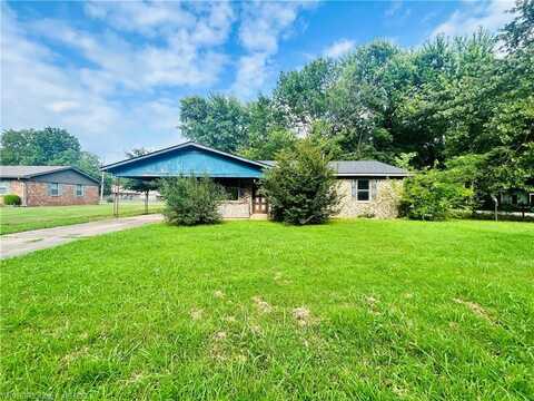 300 Larry, Bokoshe, OK 74951