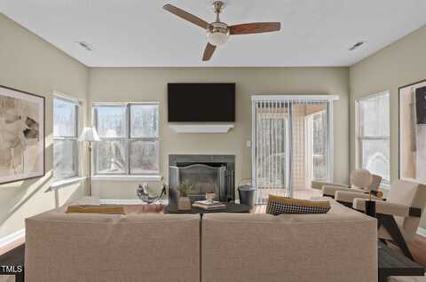 6131 Summerpointe Place, Raleigh, NC 27606