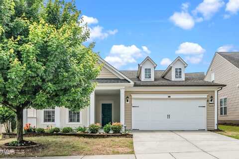 826 Downfield Lane, Fuquay Varina, NC 27526