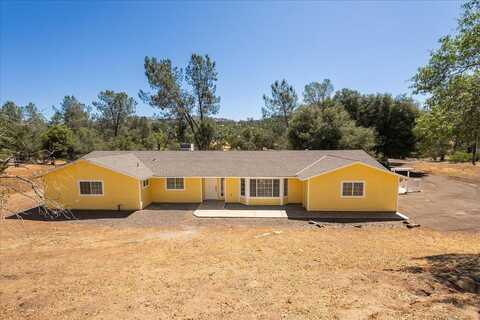 42707 Deep Forest Drive, Coarsegold, CA 93614