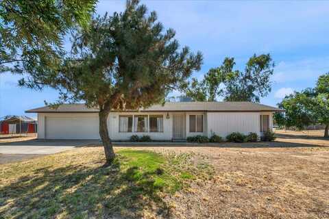 17685 Altamont Drive, Madera, CA 93638