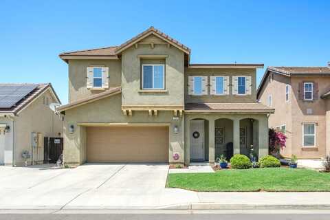 7434 Garland Avenue E, Fresno, CA 93737