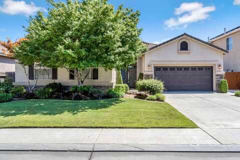 2663 Spice Way E, Fresno, CA 93720