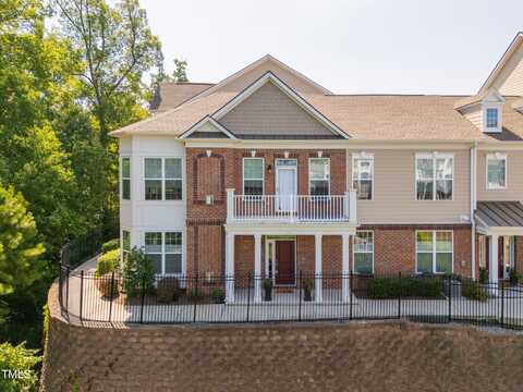 10310 Sablewood Drive, Raleigh, NC 27617