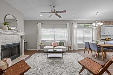 107 Covington Drive, Chapel Hill, NC 27514