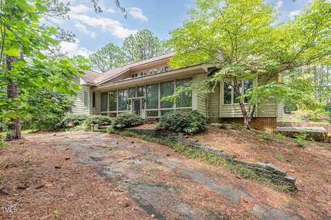 1450 S Fort Bragg Road, Southern Pines, NC 28387