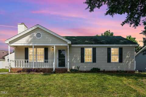 2108 Carthage Circle, Raleigh, NC 27604