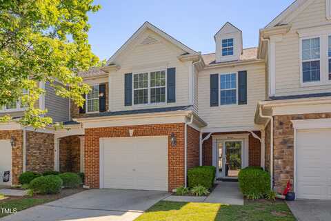 8404 Saltwood Place, Raleigh, NC 27617