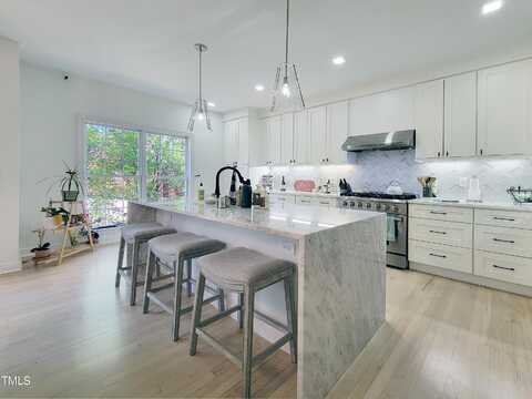 129 Grande Drive, Morrisville, NC 27560