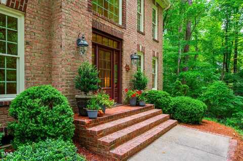 101 Collinson Drive, Chapel Hill, NC 27514