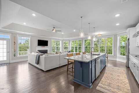 10310 Sablewood Drive, Raleigh, NC 27617