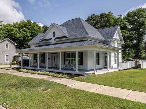 212 W Church Street, Benson, NC 27504