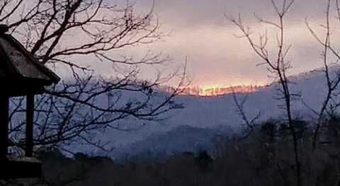 1074 Franklin Grove Road, Bryson City, NC 28713