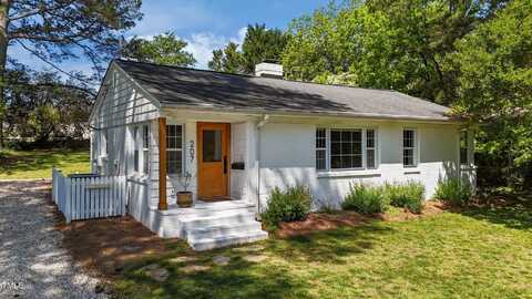 207 N Aiken Street, Fuquay Varina, NC 27526
