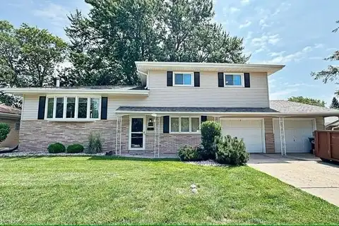 1427 Williams Drive, Fort Dodge, IA 50501