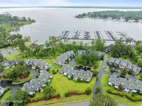 135 Paddle Wheel Circle, Washington, NC 27889