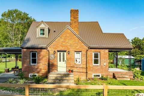 461 South Shady Avenue, Damascus, VA 24236