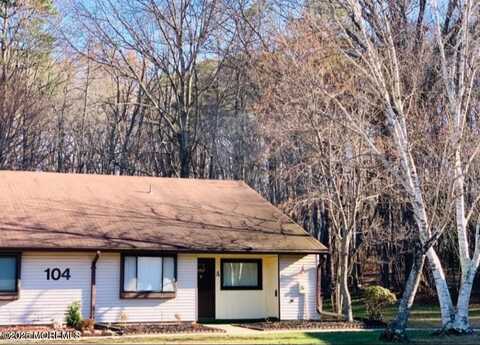 104 Amberly Drive, Manalapan, NJ 07726