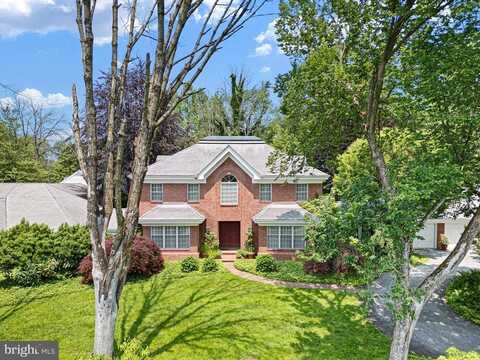 2 FARRON DRIVE, CHADDS FORD, PA 19317