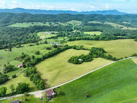 2 Wayside Meadows Road, Nickelsville, VA 24271