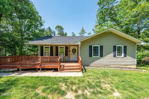 699 Hemlock Street, Mountain City, TN 37683