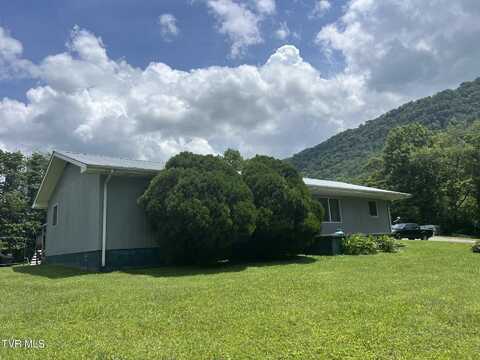 3911 Tate Springs Road, Big Stone Gap, VA 24219