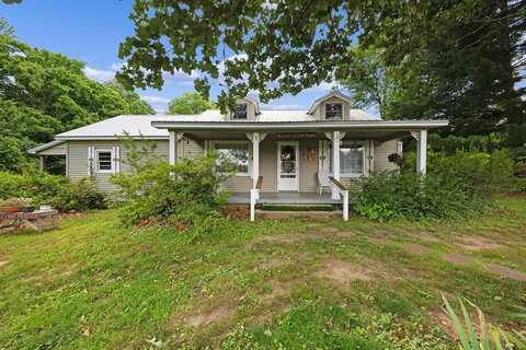 2981 Old McKenzie Hwy, HENRY, TN 38231