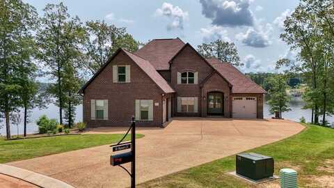 58 Hunters Cove, HUNTINGDON, TN 38344