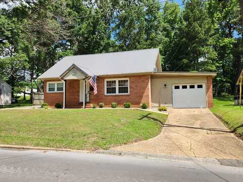 1004 E Blythe, PARIS, TN 38242