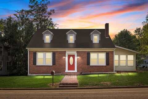 119 N Forrest Ave, CAMDEN, TN 38320