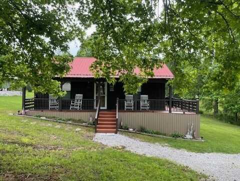 1015 1015 Center Ln, Byrdstown, TN 38549