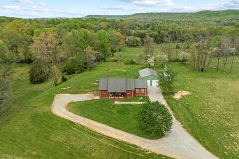 945 Oak Hill Road, RICKMAN, TN 38501