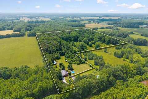 618 CASHDOLLAR ROAD, SPARTA, TN 38583