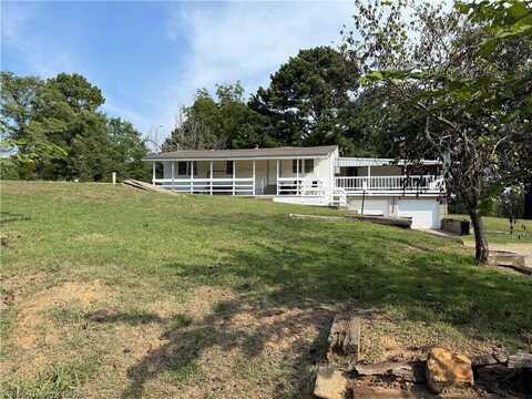 1101 W Taylor DR, Sallisaw, OK 74955