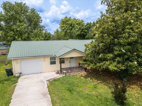 96 Benwick Drive, CROSSVILLE, TN 38555