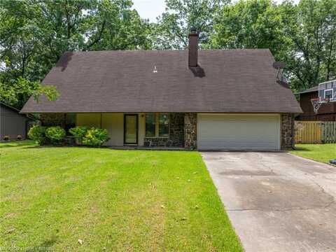 3232 Edinburgh DR, Fort Smith, AR 72908