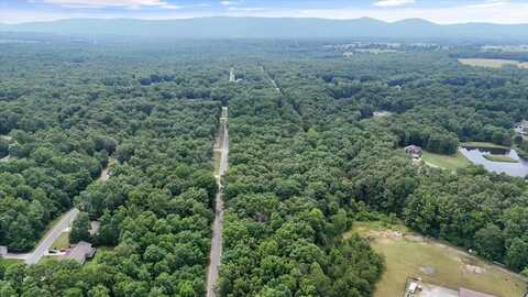 7030 Ute Ln, CROSSVILLE, TN 38572