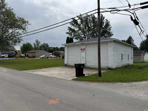 425 S CENTER Street, Waterloo, IN 46793