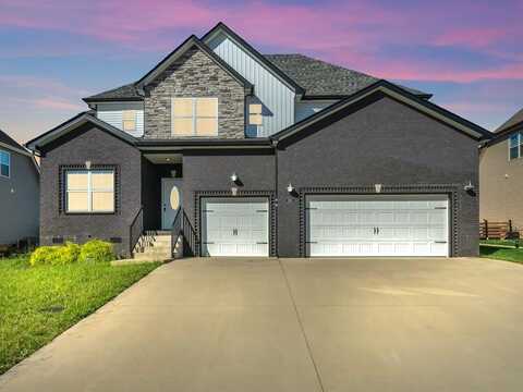 323 Bluebriar Trace, Clarksville, TN 37043
