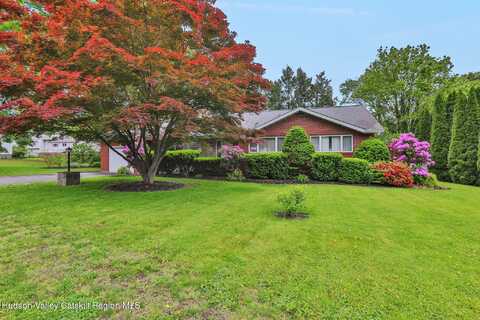 12 Roming Lane, Saugerties, NY 12477