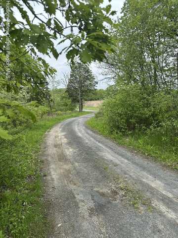 165 W Camp Road, Saugerties, NY 12477