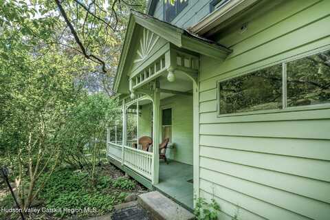3523 Route 212, Bearsville, NY 12409