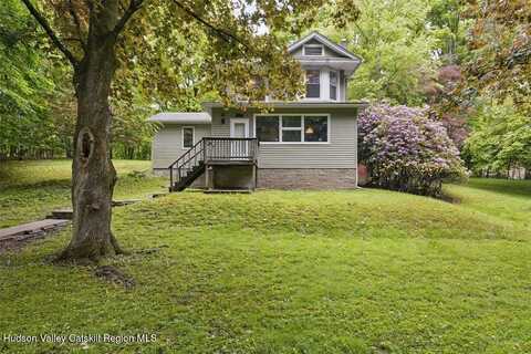 73 East Ave Avenue, Walden, NY 12586