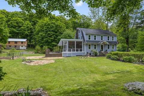 370 N Elting Corners Road, Highland, NY 12528