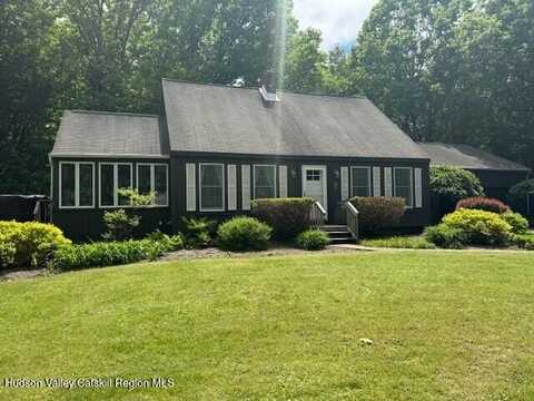 224 Fraleigh Lane, Red Hook, NY 12571