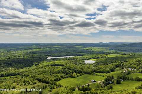 3 Red Rock Road, Wawarsing, NY 12489