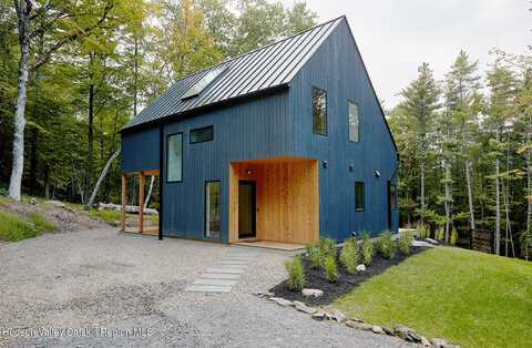 99 Cannon Circle, Woodstock, NY 12498