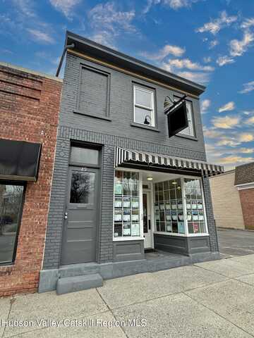 89 N Front Street, Kingston, NY 12401