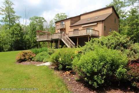 213 Botti Drive, Hunter, NY 12442